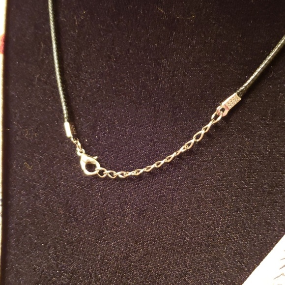 🦈Baby Shark Dble Sided Globe Necklace - Picture 4 of 6